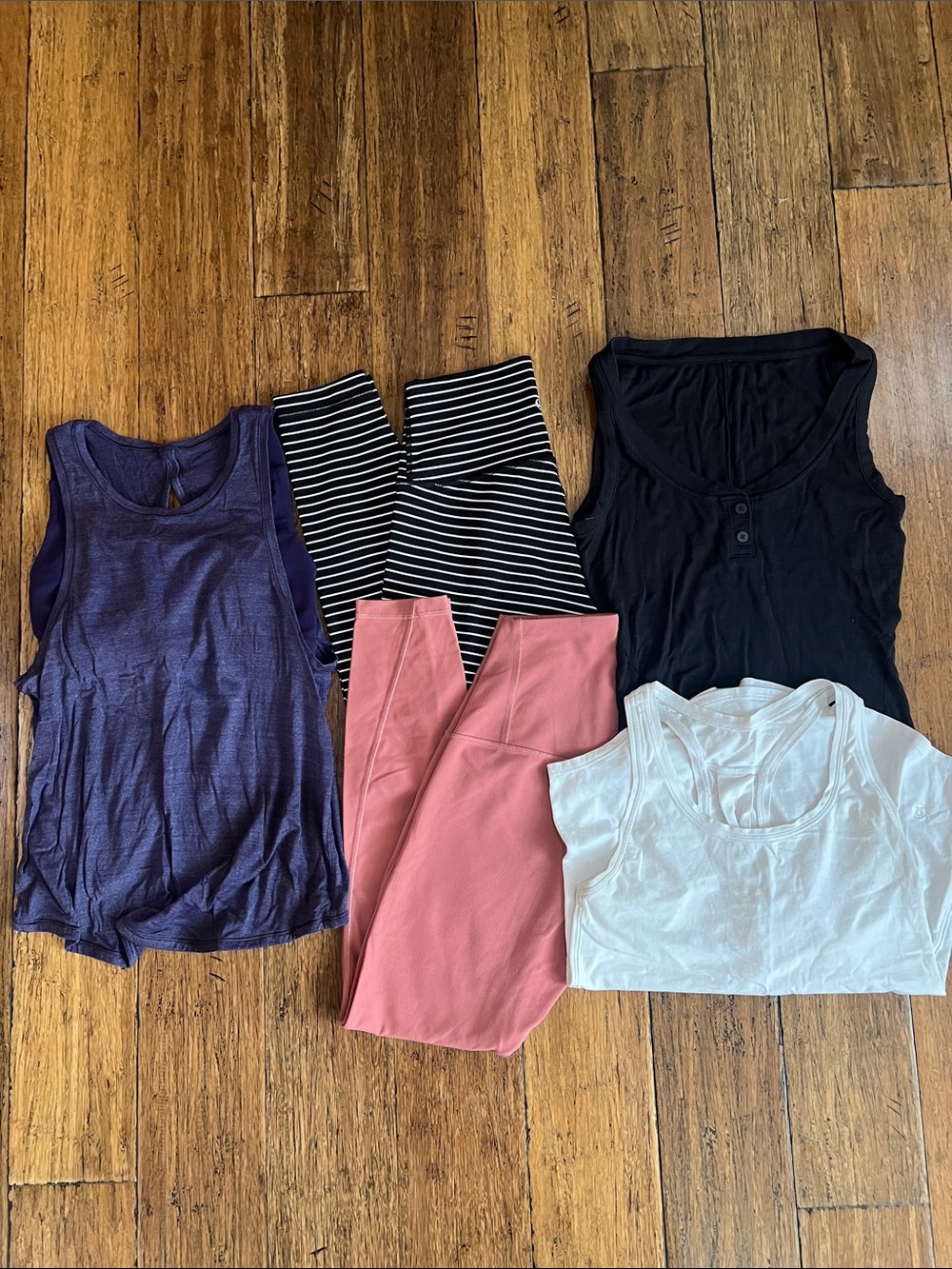 Womens GUC Lululemon Lot